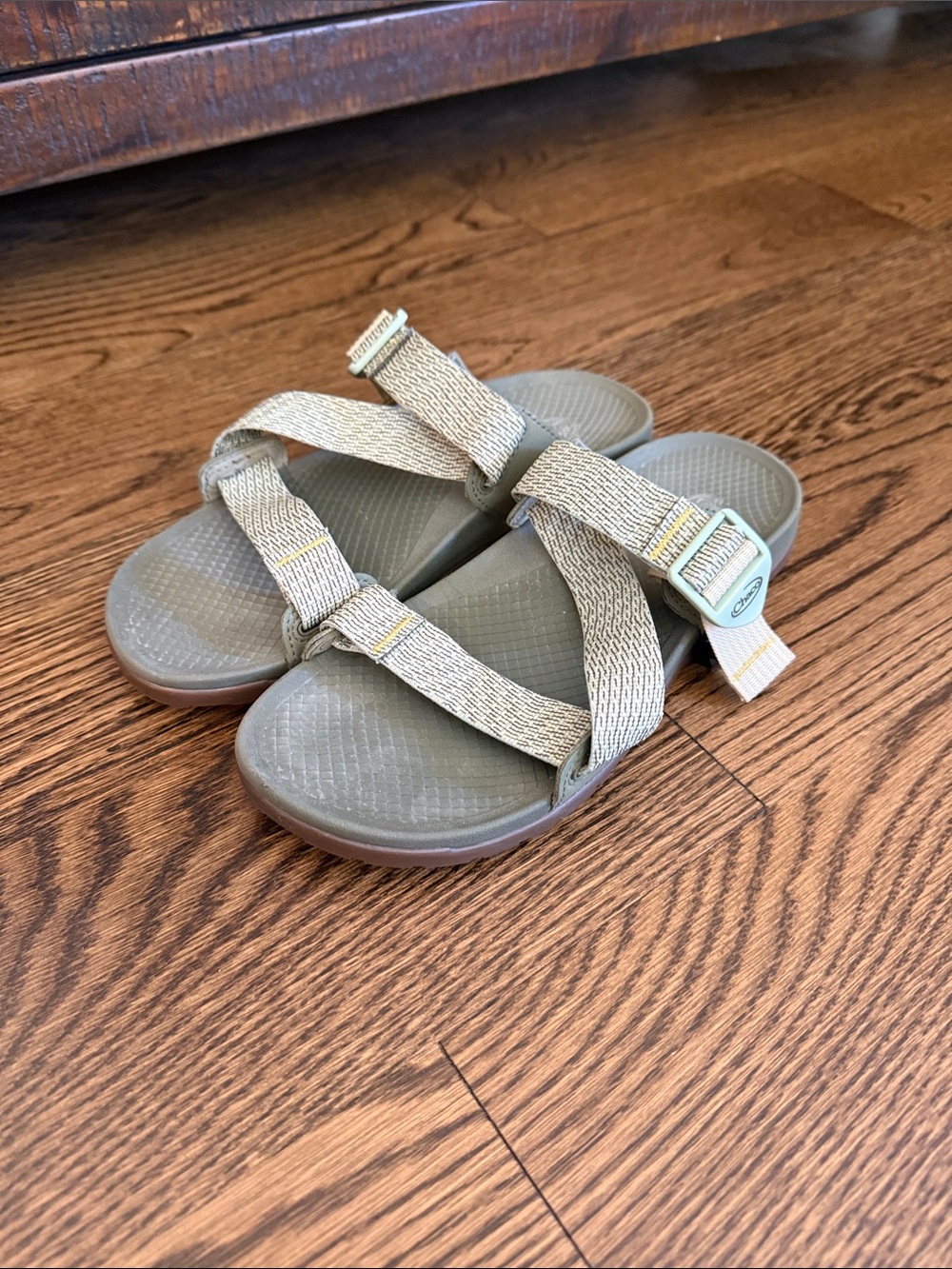 Chaco Green Adjustable Strap Sandals